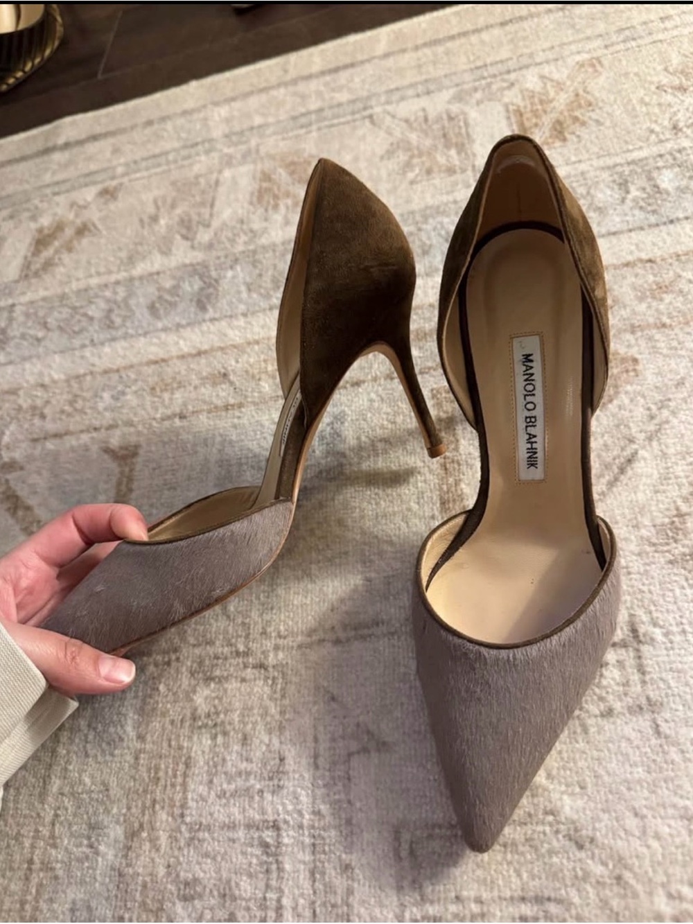 Manolo Blahnik - Picture 1 of 4